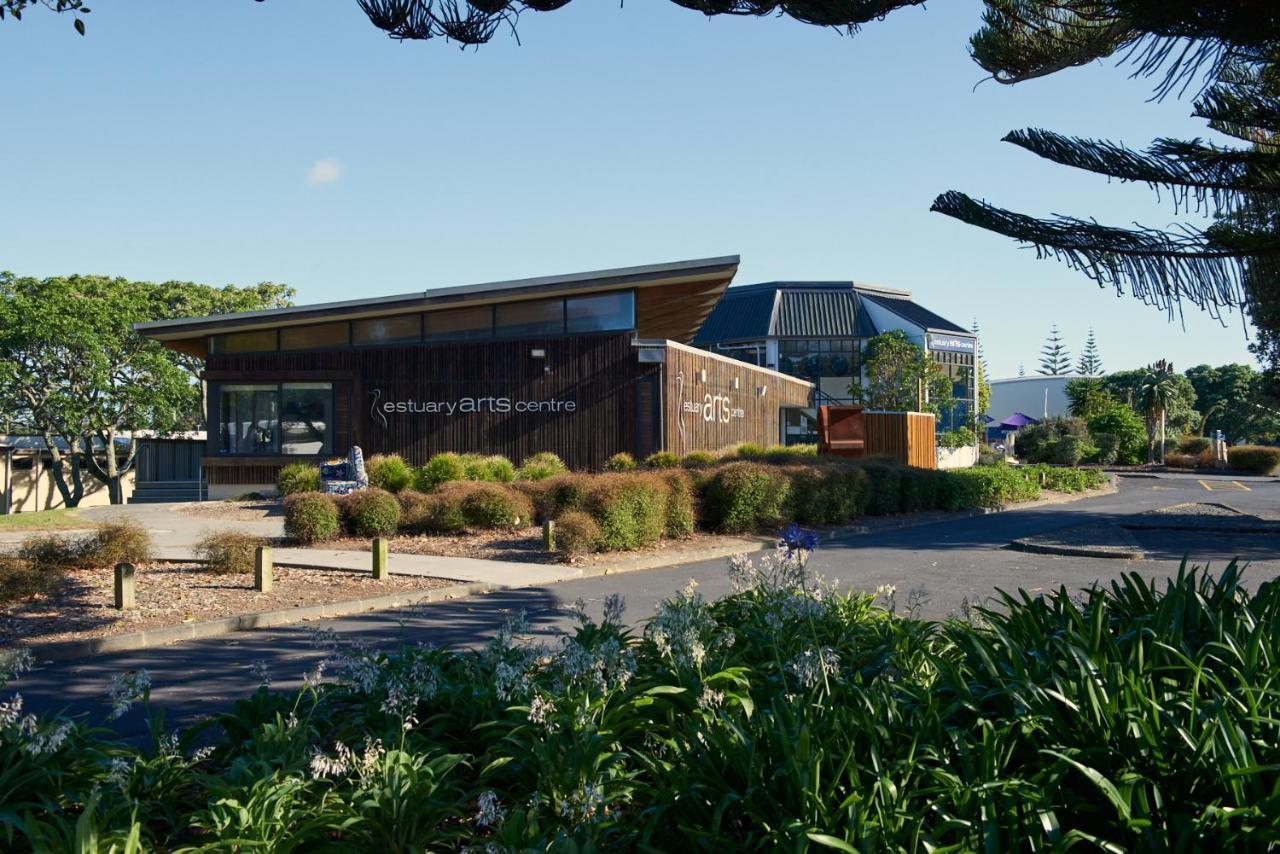 Orewa Kiwi Cabins Ngoại thất bức ảnh